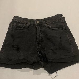 H and M black jean shorts